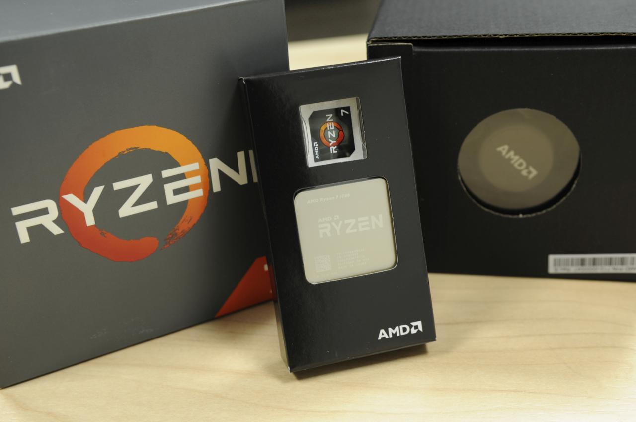 [03/03/2017] Ryzen 7 1700 mit Wraith-Spire-LED-Kühler im PCGH-Testlabor (3)