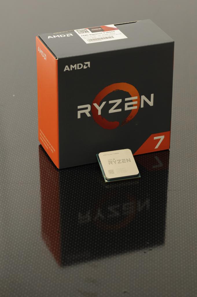 [02/03/2017] Ryzen 7 1800X Box (3)