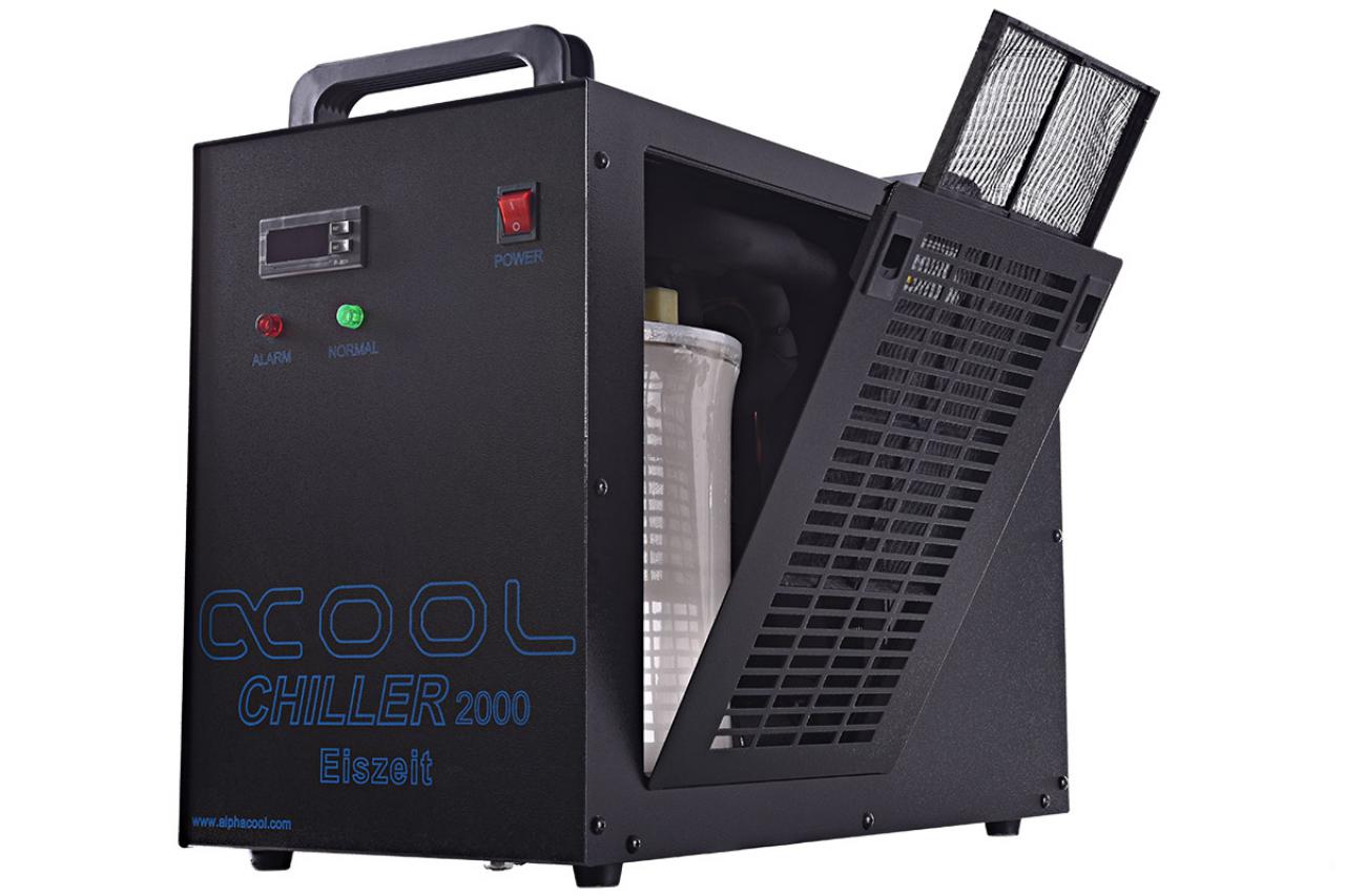 [18/03/2017] Alphacool Eiszeit: Kompressorkühlung mit integrierter Pumpe (2)