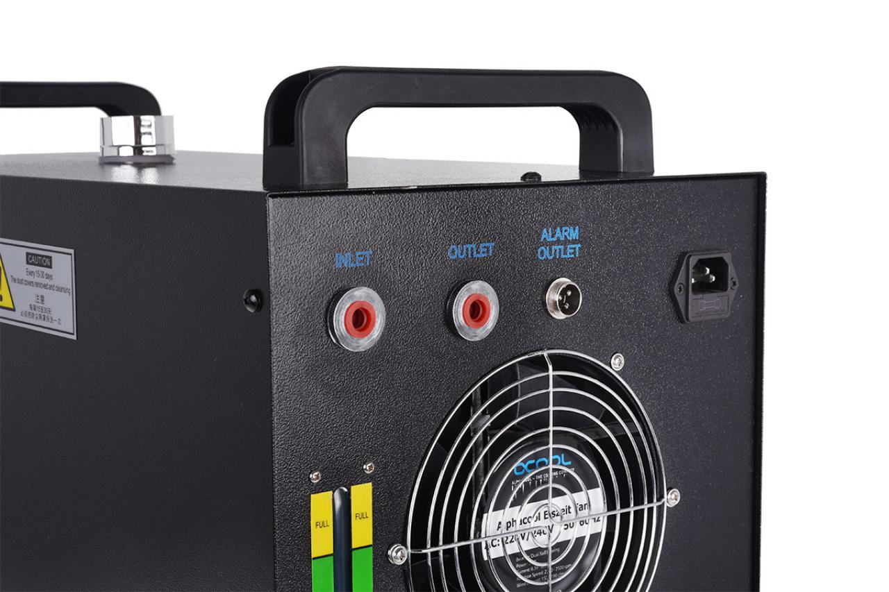 [18/03/2017] Alphacool Eiszeit: Kompressorkühlung mit integrierter Pumpe (8)