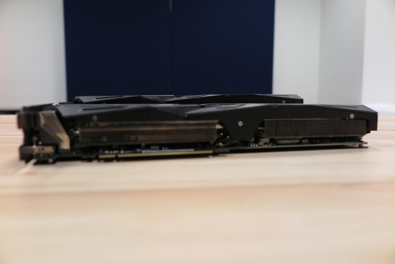 [29/03/2017] Asus ROG Geforce GTX 1080 Ti Strix im PCGH-Testlabor (12)