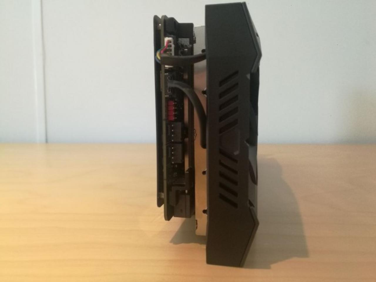 [14/03/2017] Asus ROG Geforce GTX 1080 Ti Strix: Erstmals mit 2,5 Slots und 3 Lüftern (4)