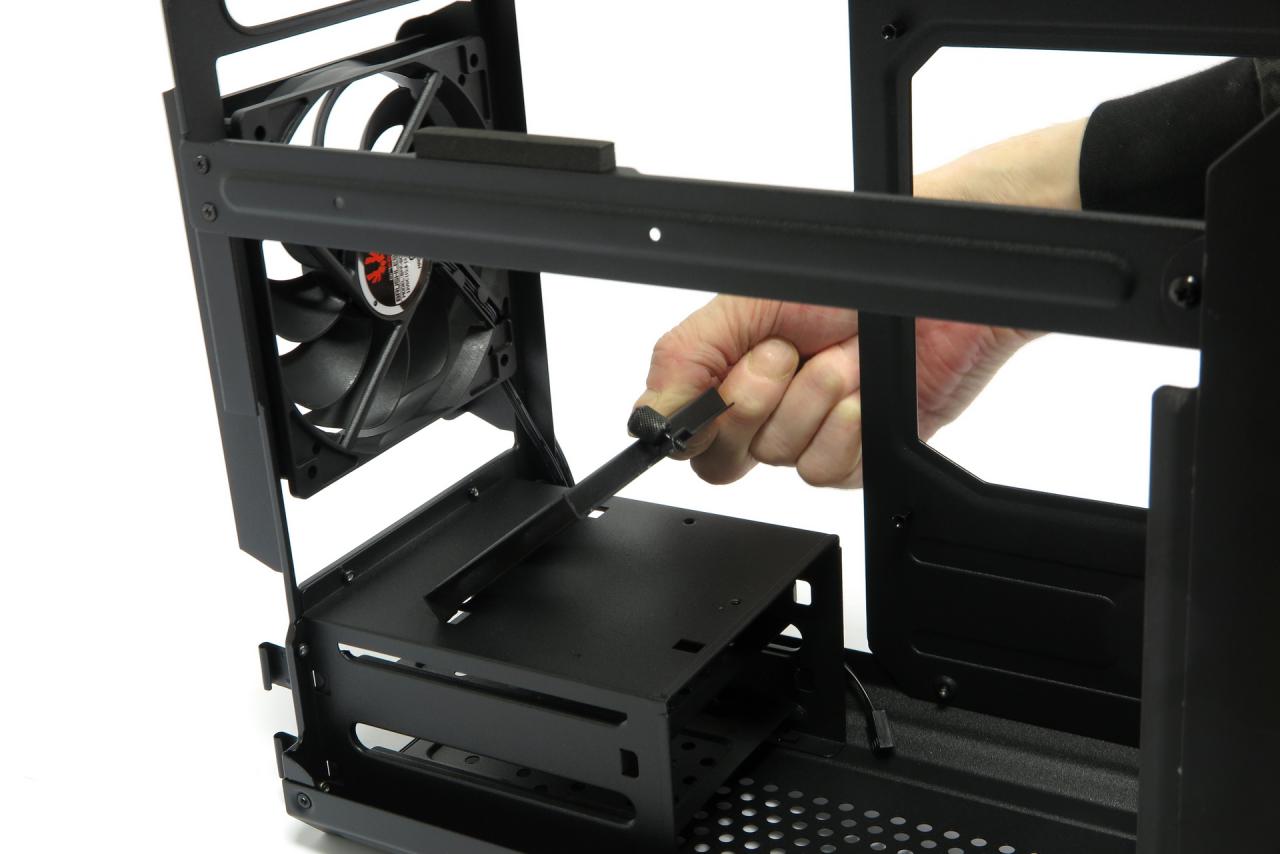 [23/03/2017] Bitfenix Portal: Taugt der Hingucker mit Doppelrahmen-Design als Basis für einen Spiele-Mini? (14)