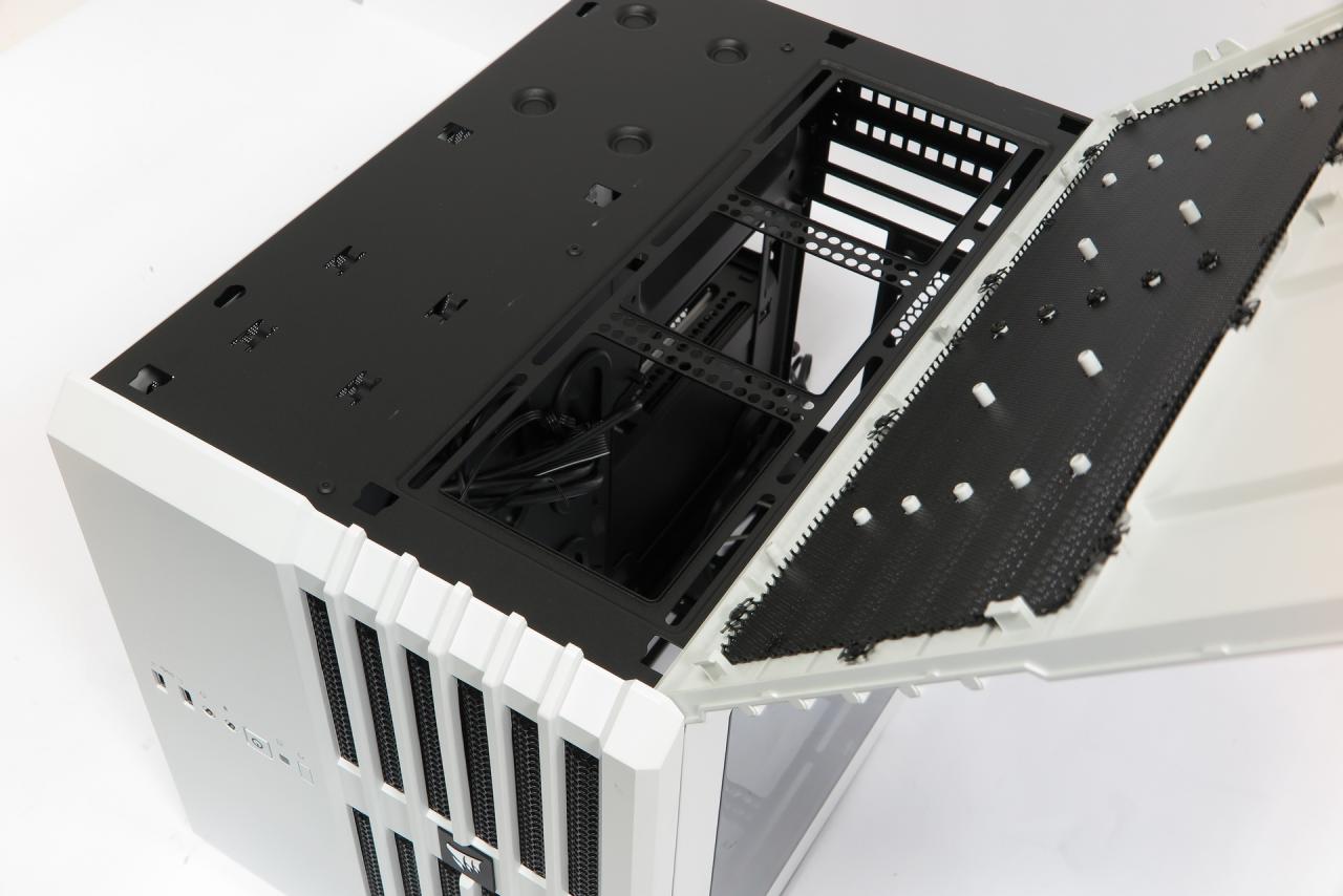[17/03/2017] Corsair Carbide Air 240: Der Mini der Carbide-Air-Reihe im Test (2)