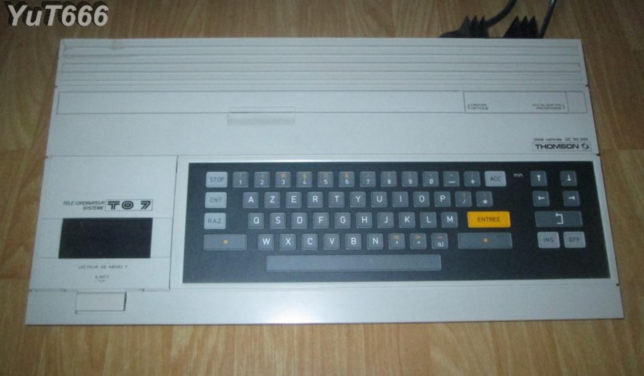 [12/04/2017] Amiga 500, Atari ST, C64 & Co.: Die Heimcomputer von Retro-Fan YuT666 (10)