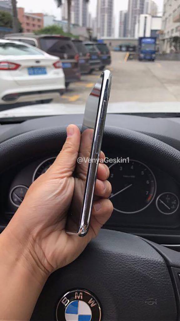 [24/04/2017] Apple iPhone 8: Angeblicher Dummy gibt Ausblick auf das Design (3)