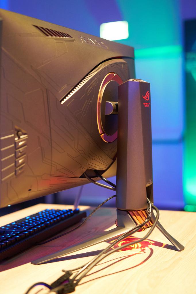 [04/04/2017] Asus ROG Swift PG27UQ (5)