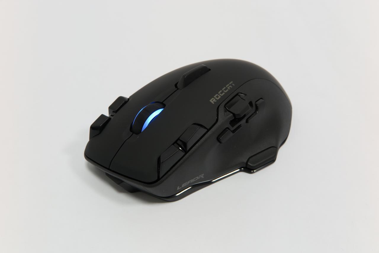 [26/04/2017] Roccat Leadr: Drahtloses Maus-Flaggschiff mit Schubregler und Haifischflosse im Test (3)