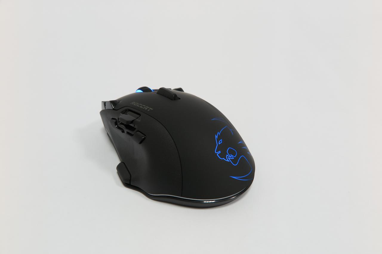 [26/04/2017] Roccat Leadr: Drahtloses Maus-Flaggschiff mit Schubregler und Haifischflosse im Test (6)