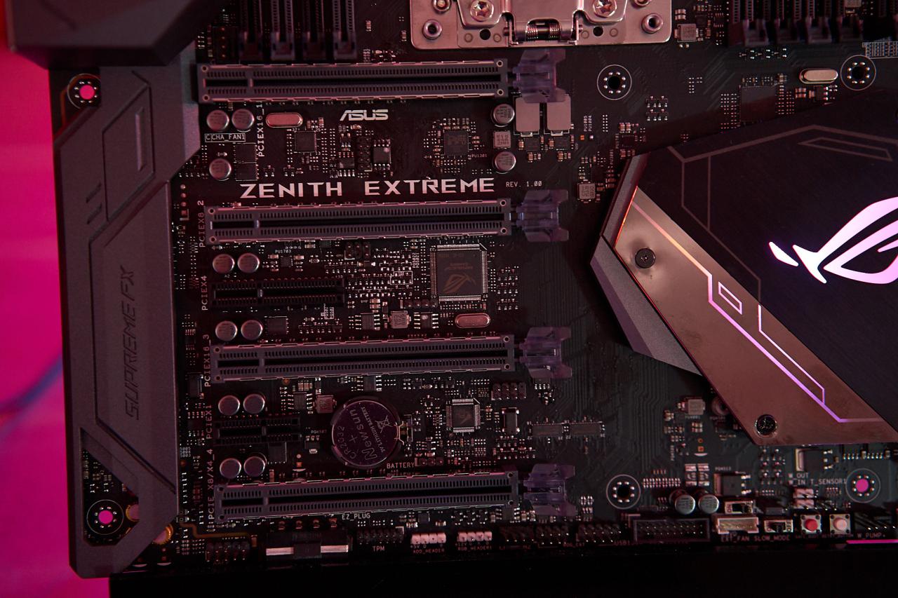 [31/05/2017] Asus X399 (1)