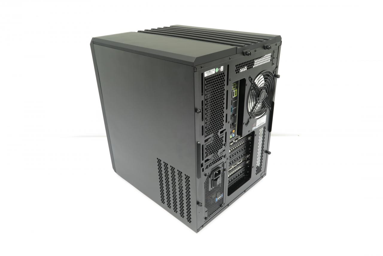 [14/05/2017] Mifcom Blackbox TITAN Xp Mainframe: High-End-PC zum Kleinwagenpreis (14)