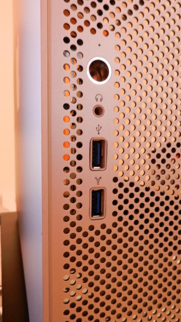 [05/05/2017] Casemod: Apple Power Mac G5 auf ATX-Format und Hardtube-Wakü umgebaut (7)