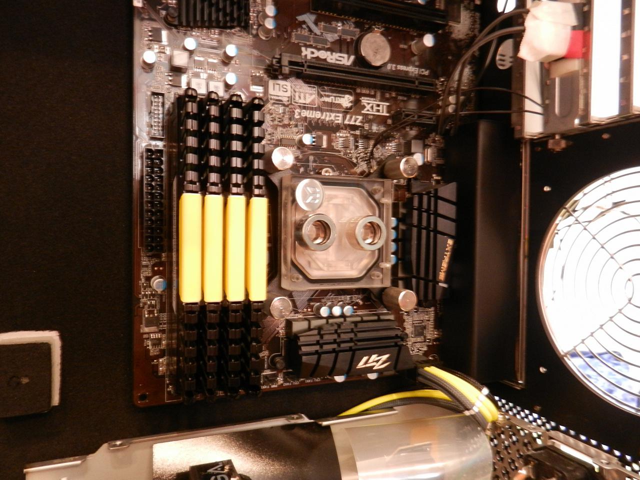 [05/05/2017] Casemod: Apple Power Mac G5 auf ATX-Format und Hardtube-Wakü umgebaut (22)