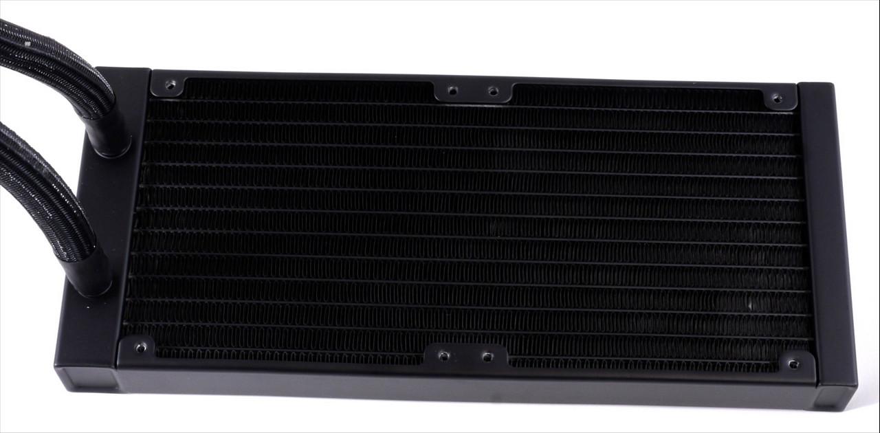 [03/05/2017] Cooler Master Master Liquid 240 (4)