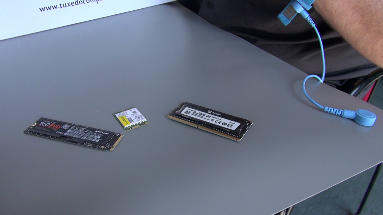[15/05/2017] Hier sind die guten Stücke nochmal, ohen die die Benutzung eines Computers unsäglich schwer geht.