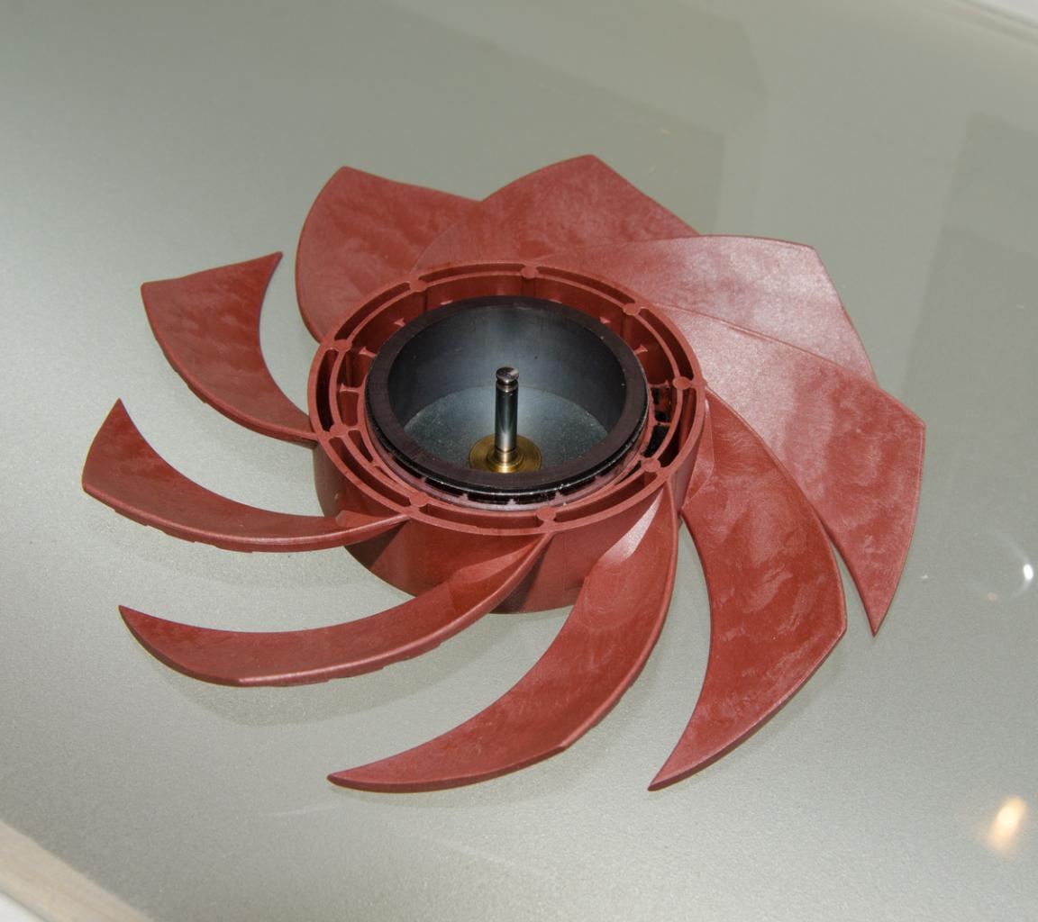 [30/05/2017] Next generation 120mm A-series fan:Sterrox LCP