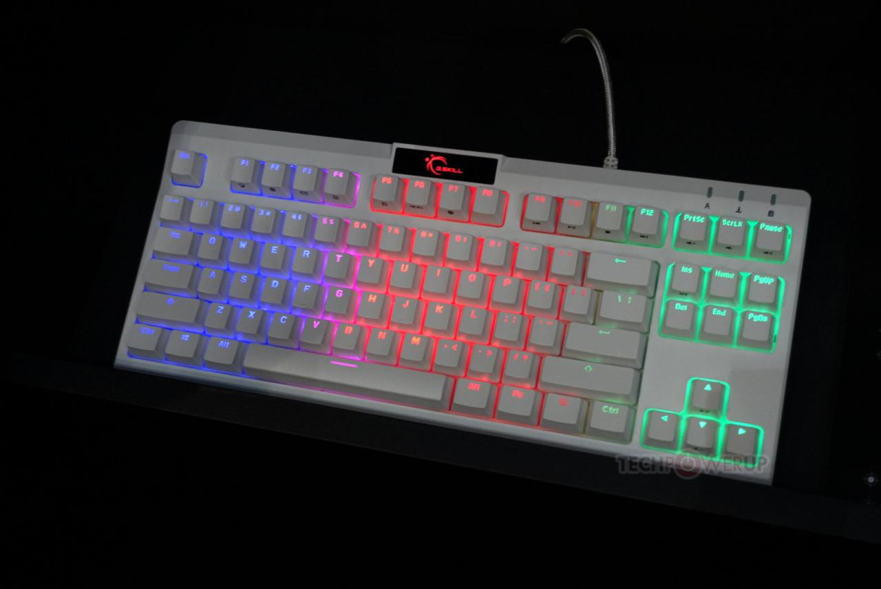 [05/06/2017] KM560 RGB