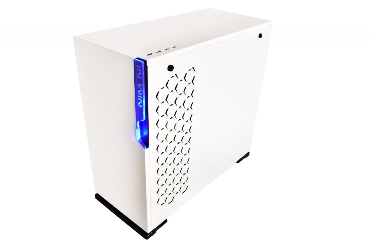 [28/06/2017] In Win 101(C): Aufgeräumtes Einsteigergehäuse mit Hartglasseitenteil (11)