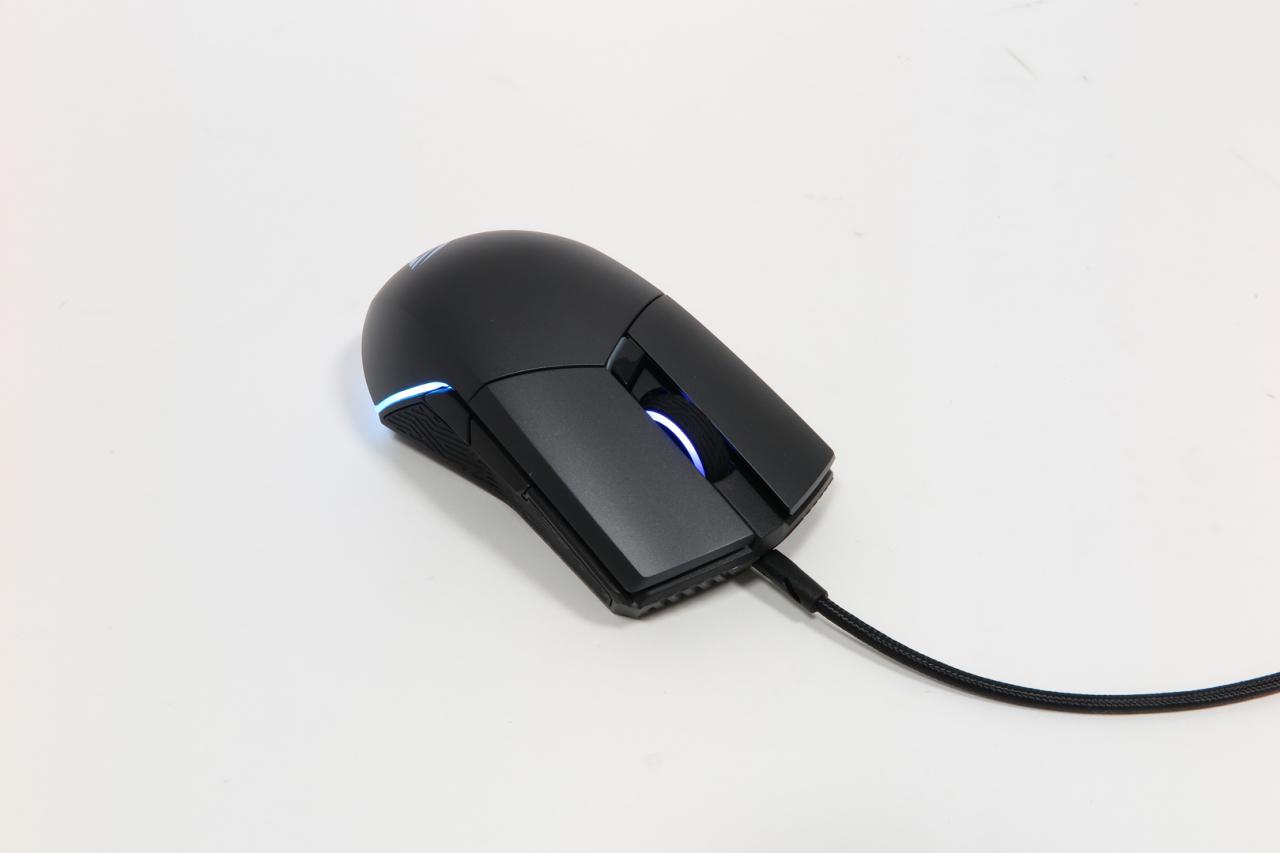 [30/06/2017] Asus ROG Pugio: Ein perfekter Spielpartner dank modularer Seitentasten und austauschbarer Omron-Schaltern? (10)