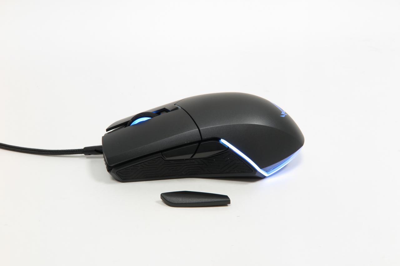 [30/06/2017] Asus ROG Pugio: Ein perfekter Spielpartner dank modularer Seitentasten und austauschbarer Omron-Schaltern? (14)