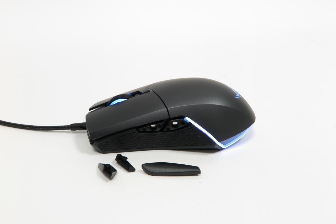 [30/06/2017] Asus ROG Pugio: Ein perfekter Spielpartner dank modularer Seitentasten und austauschbarer Omron-Schaltern? (15)