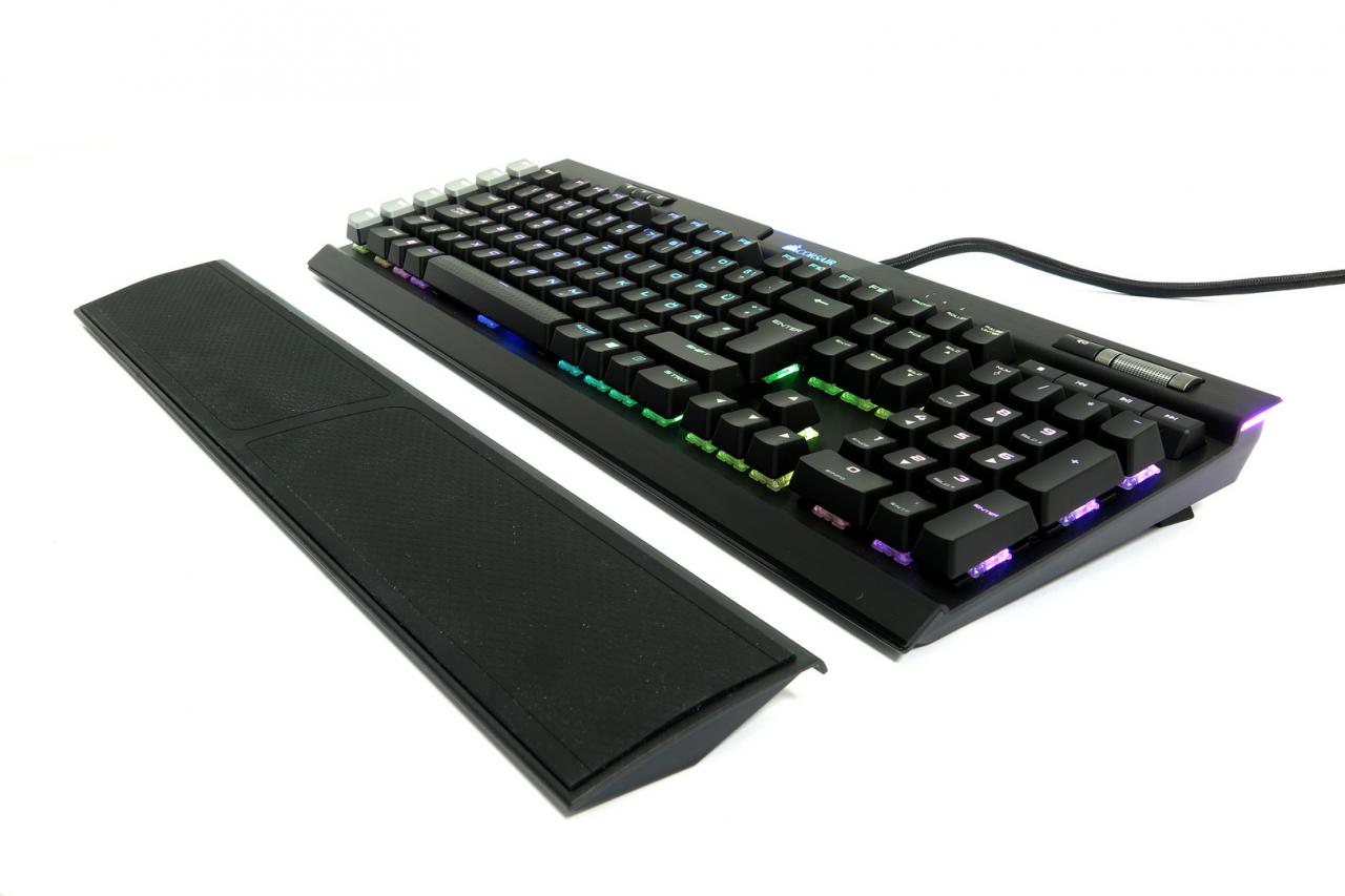 [02/06/2017] Corsair K95 RGB Platinum: Corsairs Mechanik-Flaggschiff im Test (1)
