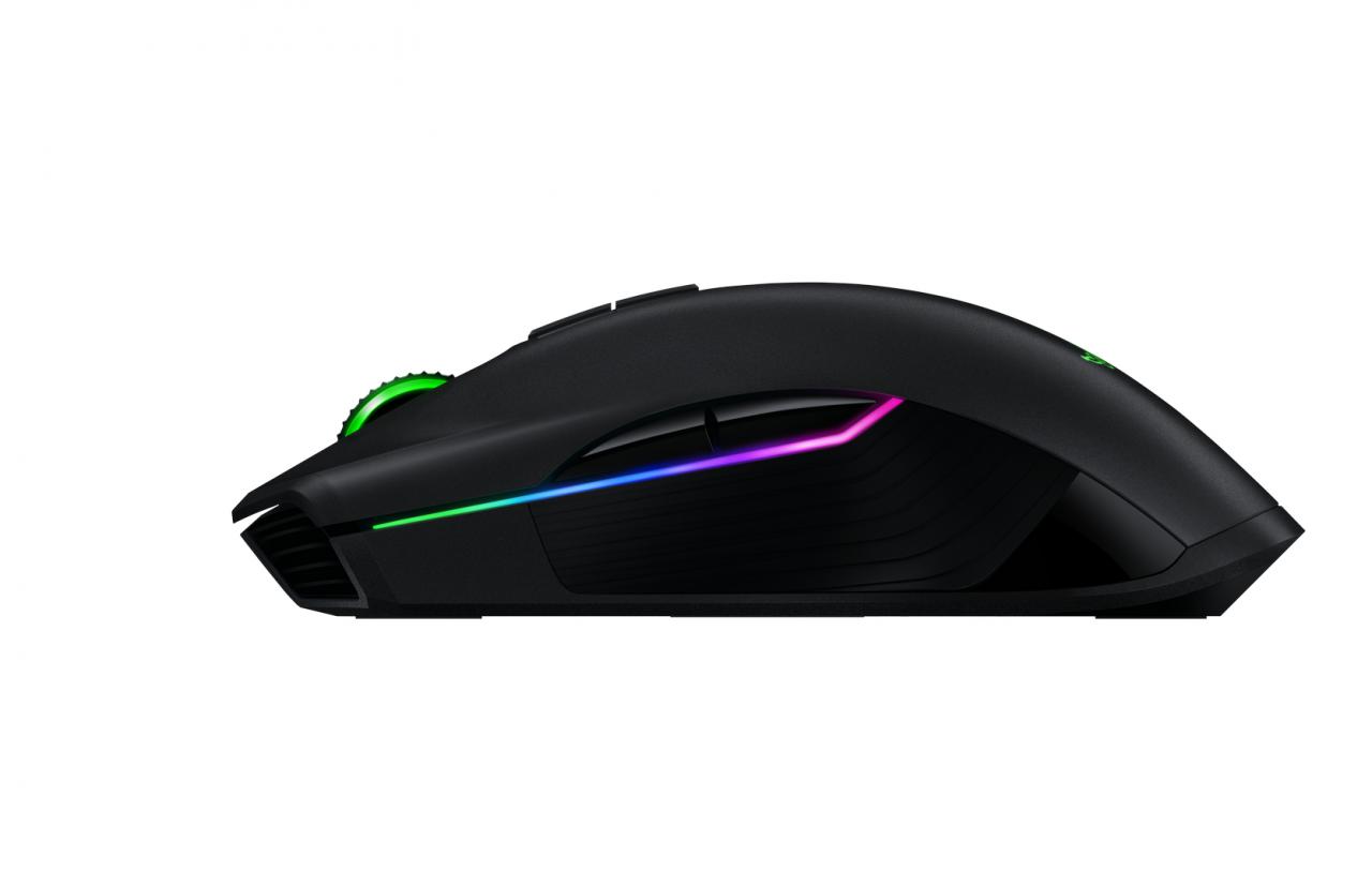 [20/06/2017] Razer Lancehead: Razers neue, drahtlose Spielermaus getestet (14)