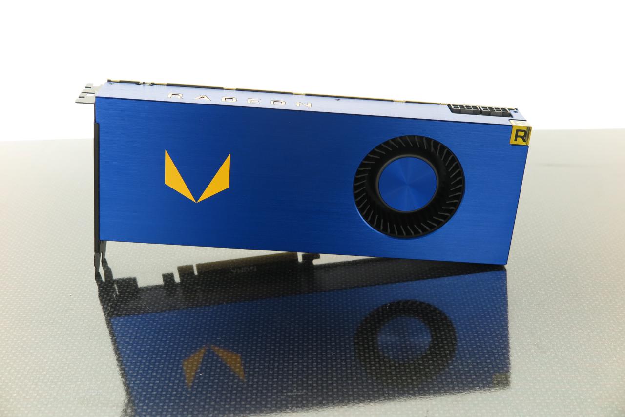 [07/07/2017] Neu im Testlabor: AMD Radeon Vega Frontier Edition (11)