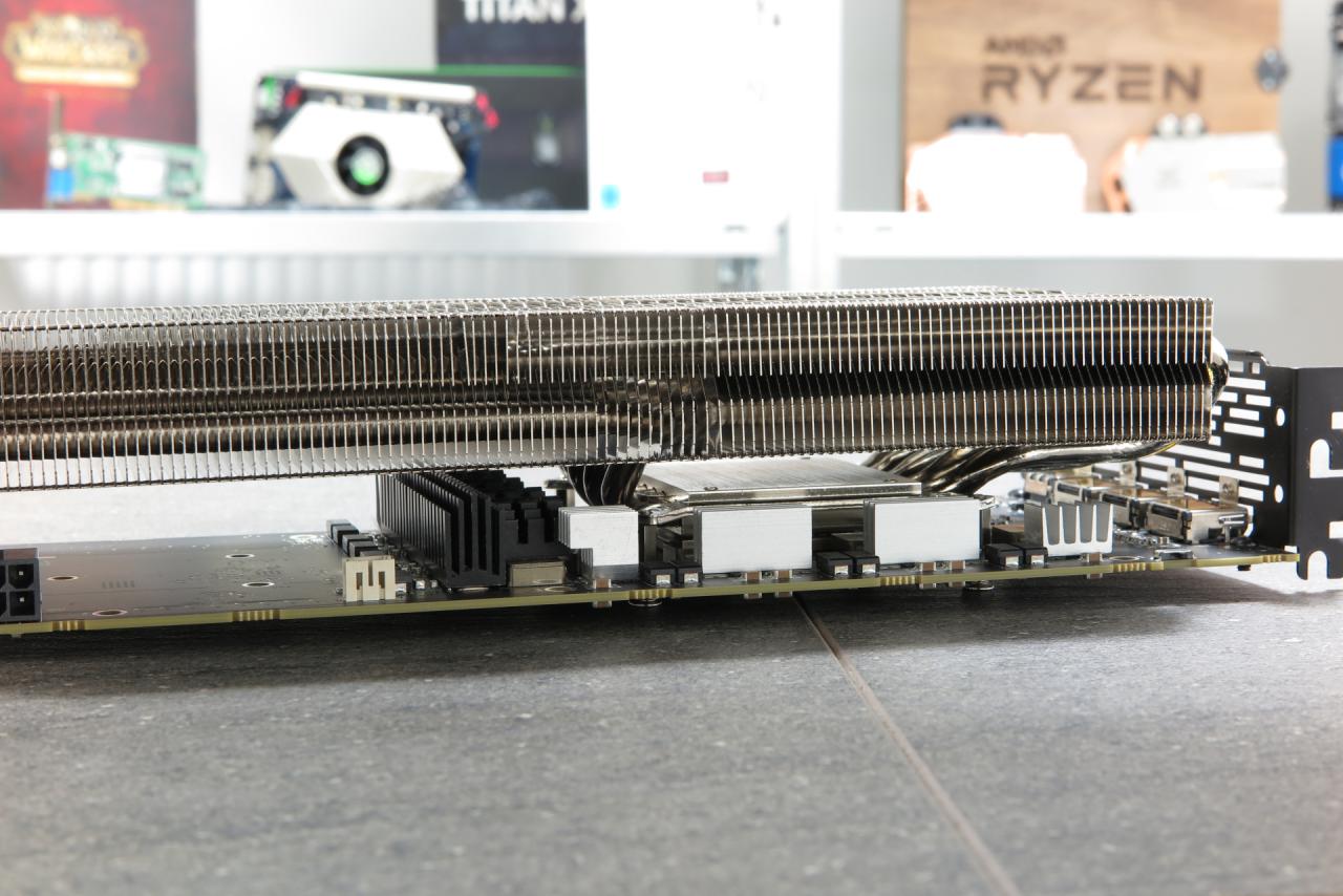 [19/07/2017] Radeon Vega Frontier Edition trifft auf Raijintek Morpheus II - Quad-Slot-Umbau (9)