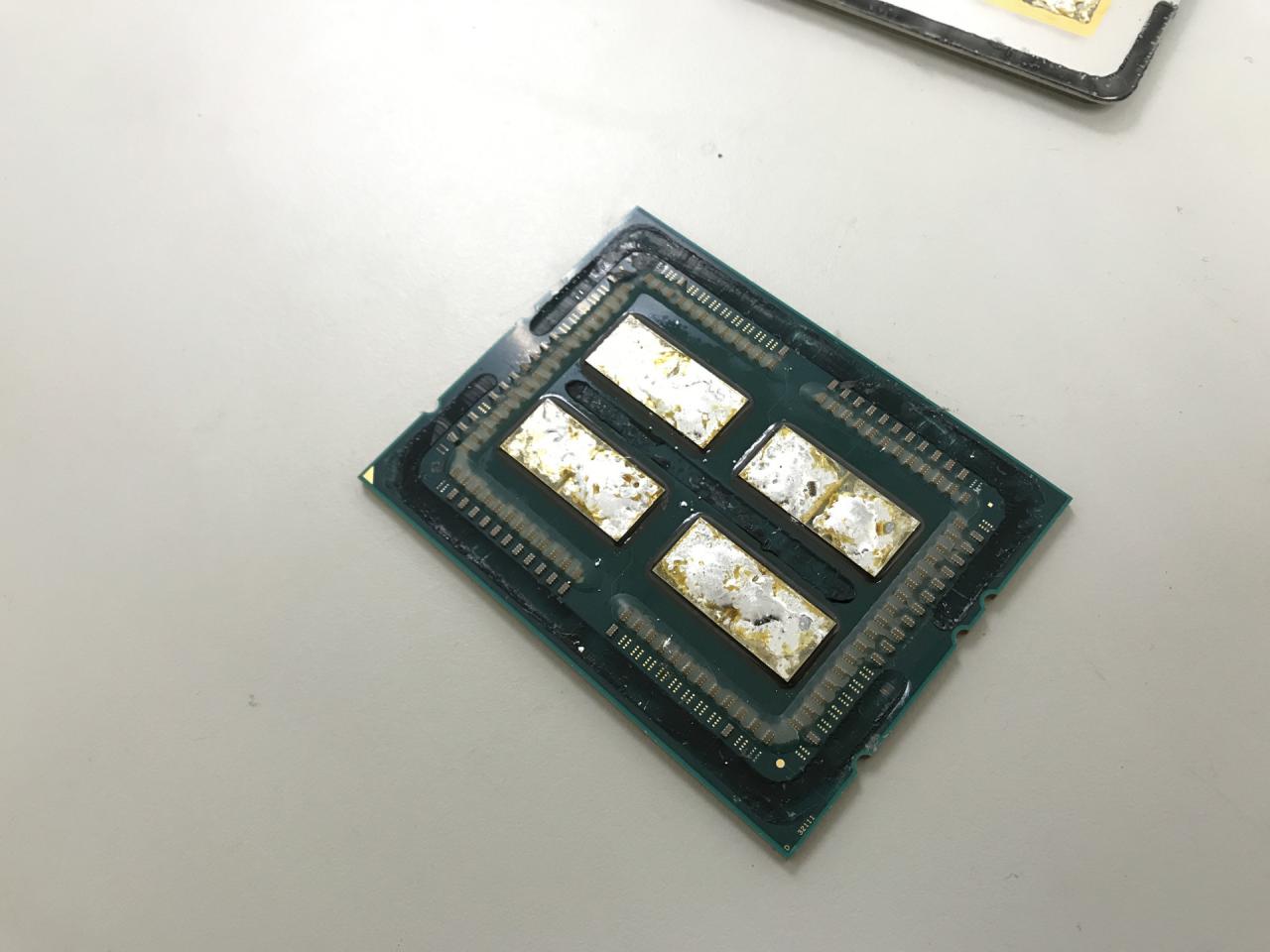 [27/07/2017] AMD Ryzen Threadripper geköpft: Epyc-CPUs mit zwei volldeaktivierten Dies (3)