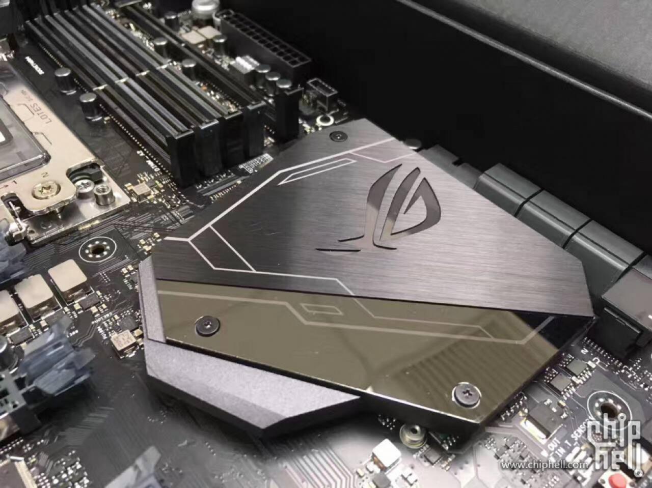[21/07/2017] AMD Ryzen Threadripper: Bilder des Asus ROG X399 Zenith Extreme aus China (9)