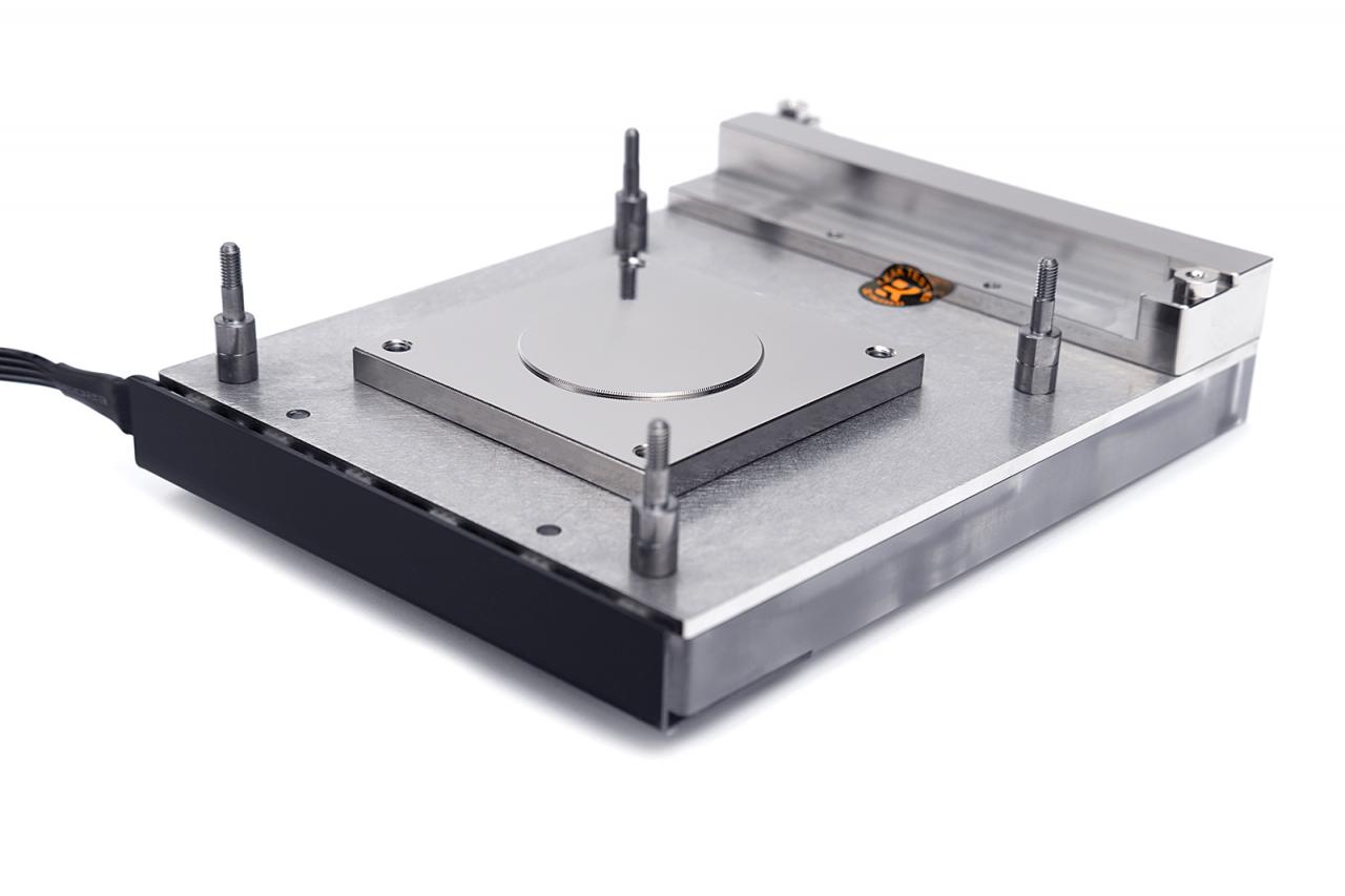 [21/07/2017] EK Water Blocks bringt Monoblock-Wasserkühler für MSI-X299-Mainboards (4)