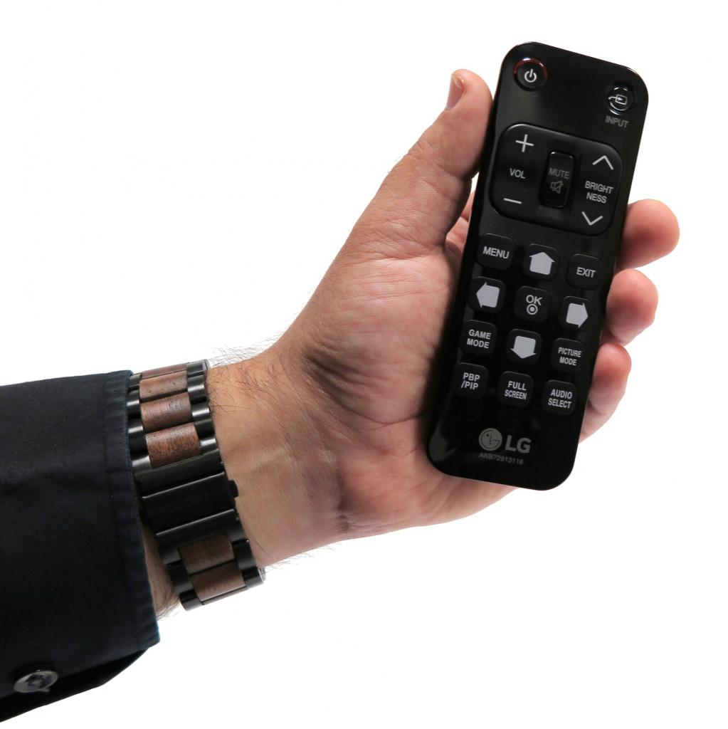 [28/07/2017] LG 43UD79-B im Test: Ultra-HD-Riese im Fernseherformat (6)