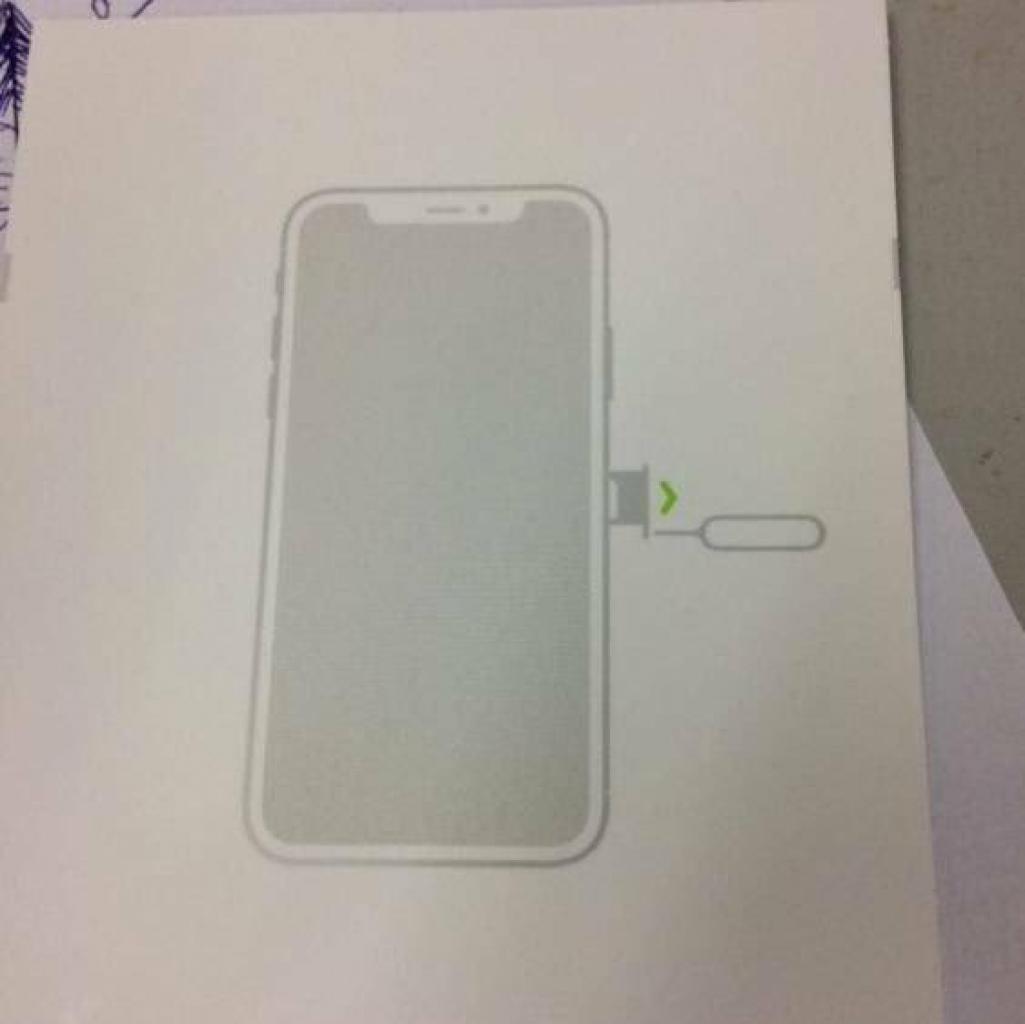 [29/07/2017] iPhone 8 und das rahmenlose Display: Angebliche SIM-Karten-Anleitung soll es belegen (1)