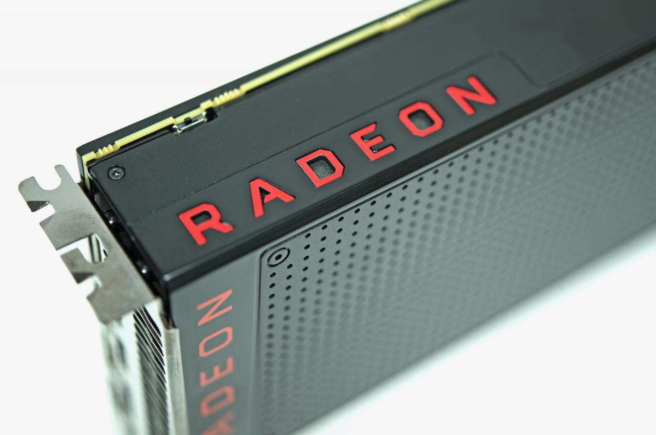 [12/08/2017] AMD Radeon RX Vega 64 und Vega RX 56 im Test: Heiße Vega? (4)