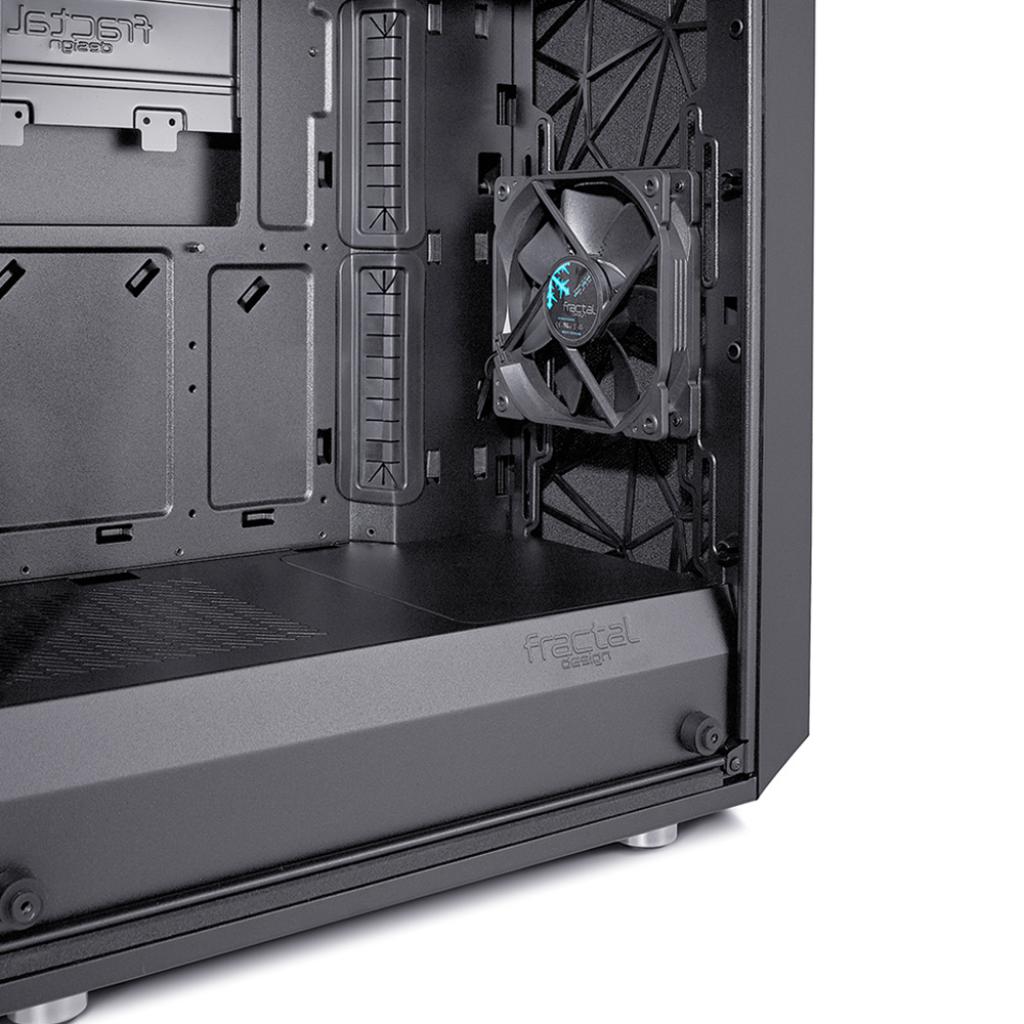 [15/08/2017] Fractal Design Meshify C (14)