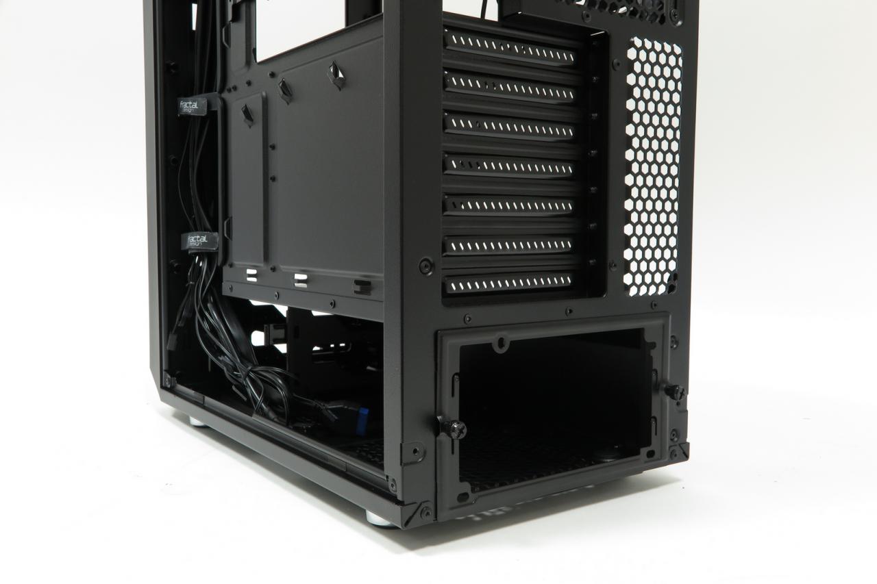 [04/08/2017] Fractal Design Meshify C: Das erste Modell der neuen Gehäusereihe im Test (12)