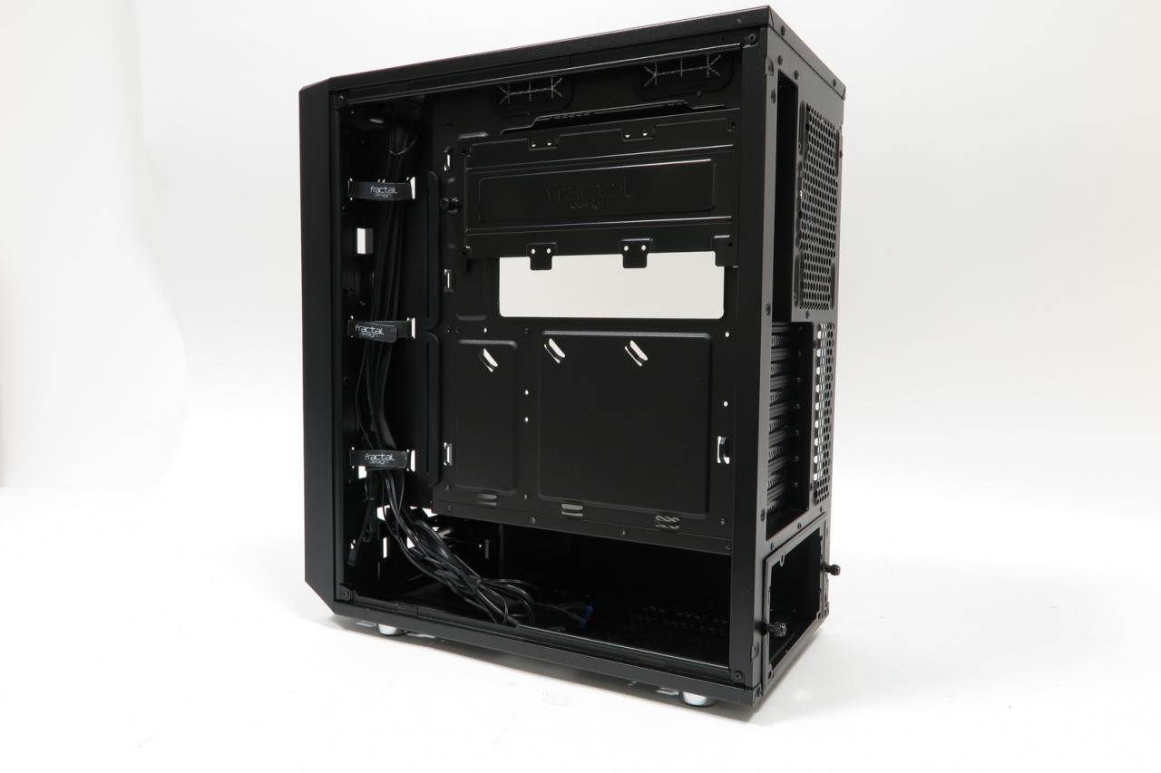 [04/08/2017] Fractal Design Meshify C: Das erste Modell der neuen Gehäusereihe im Test (13)