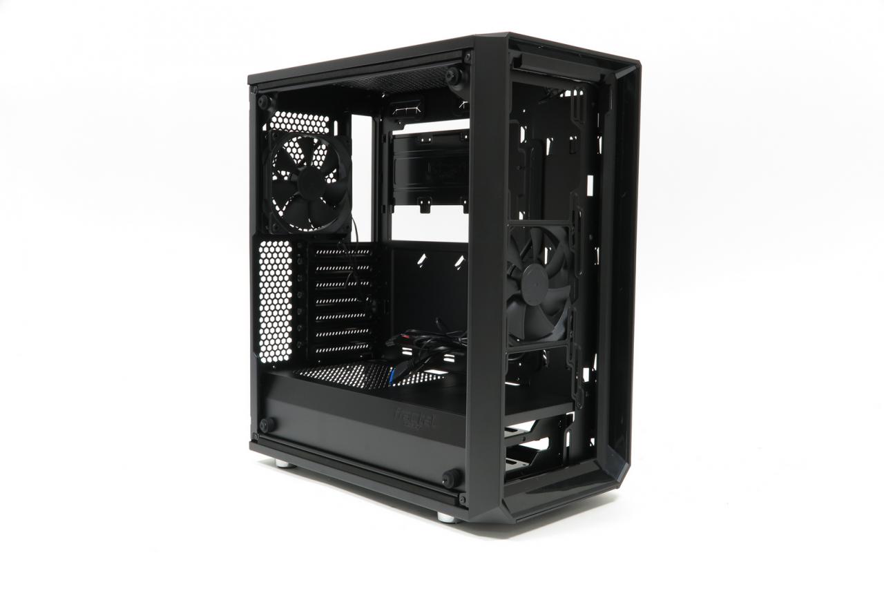[04/08/2017] Fractal Design Meshify C: Das erste Modell der neuen Gehäusereihe im Test (15)
