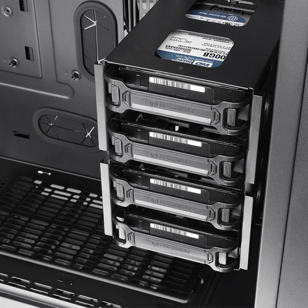 [29/08/2017] Thermaltake View 71 TG (21)