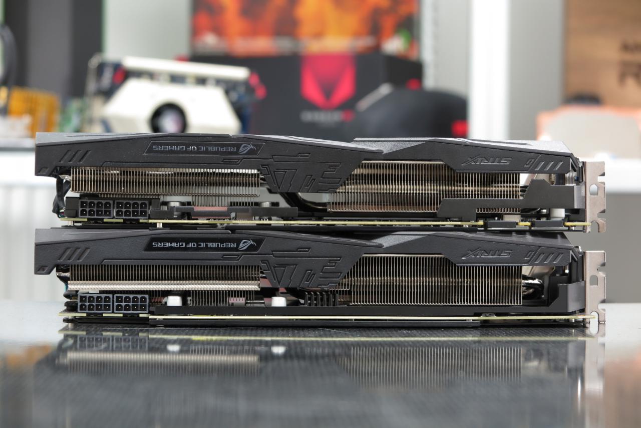 [19/09/2017] Asus ROG Radeon RX Vega 64 Strix im Vergleich zur ROG Geforce GTX 1080 Ti Strix (2)