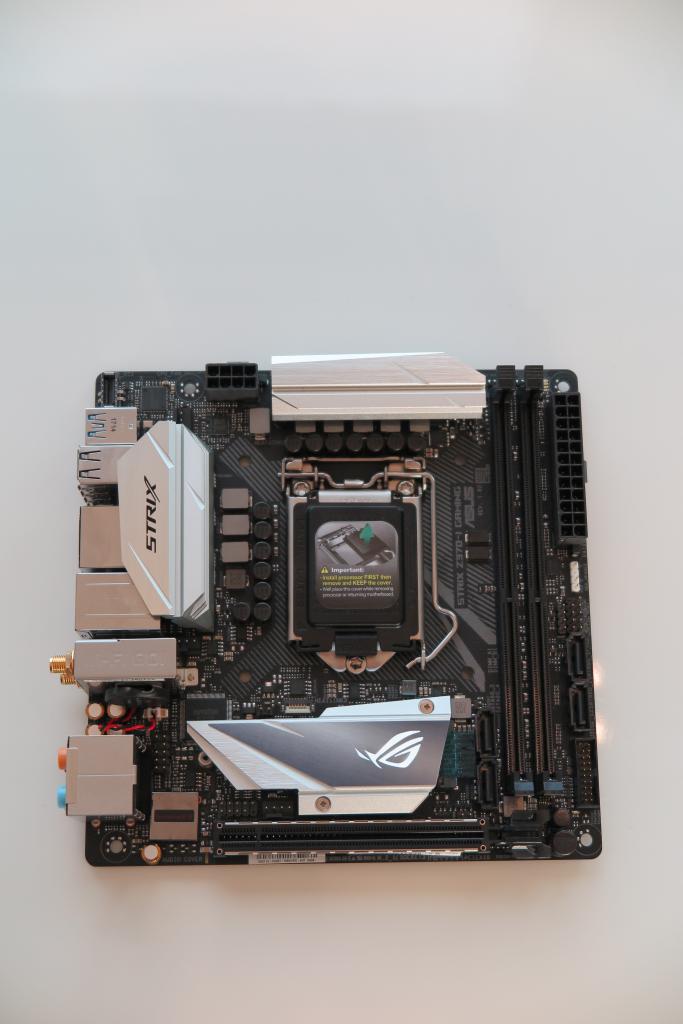 [28/09/2017] Asus Strix Z370-I Gaming: Das Kleinformat erscheint direkt zum Start der Plattform