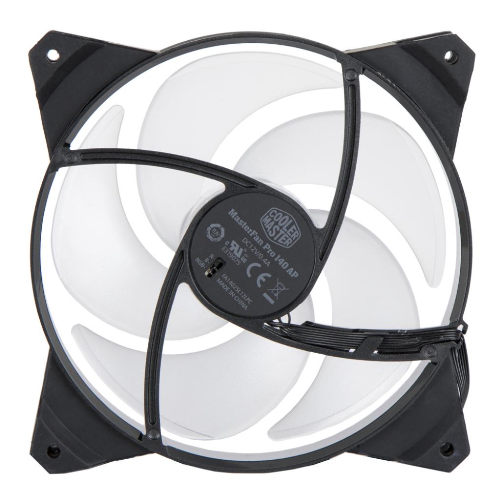 [20/09/2017] MasterFan Pro RGB: Cooler Master mit neuen RGB-Lüftern (7)