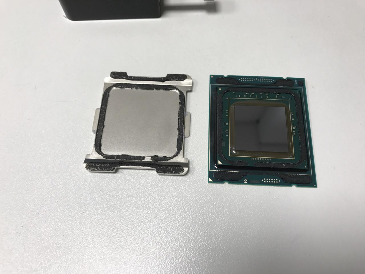 [24/09/2017] Intel Core i9-7980XE geköpft (3)