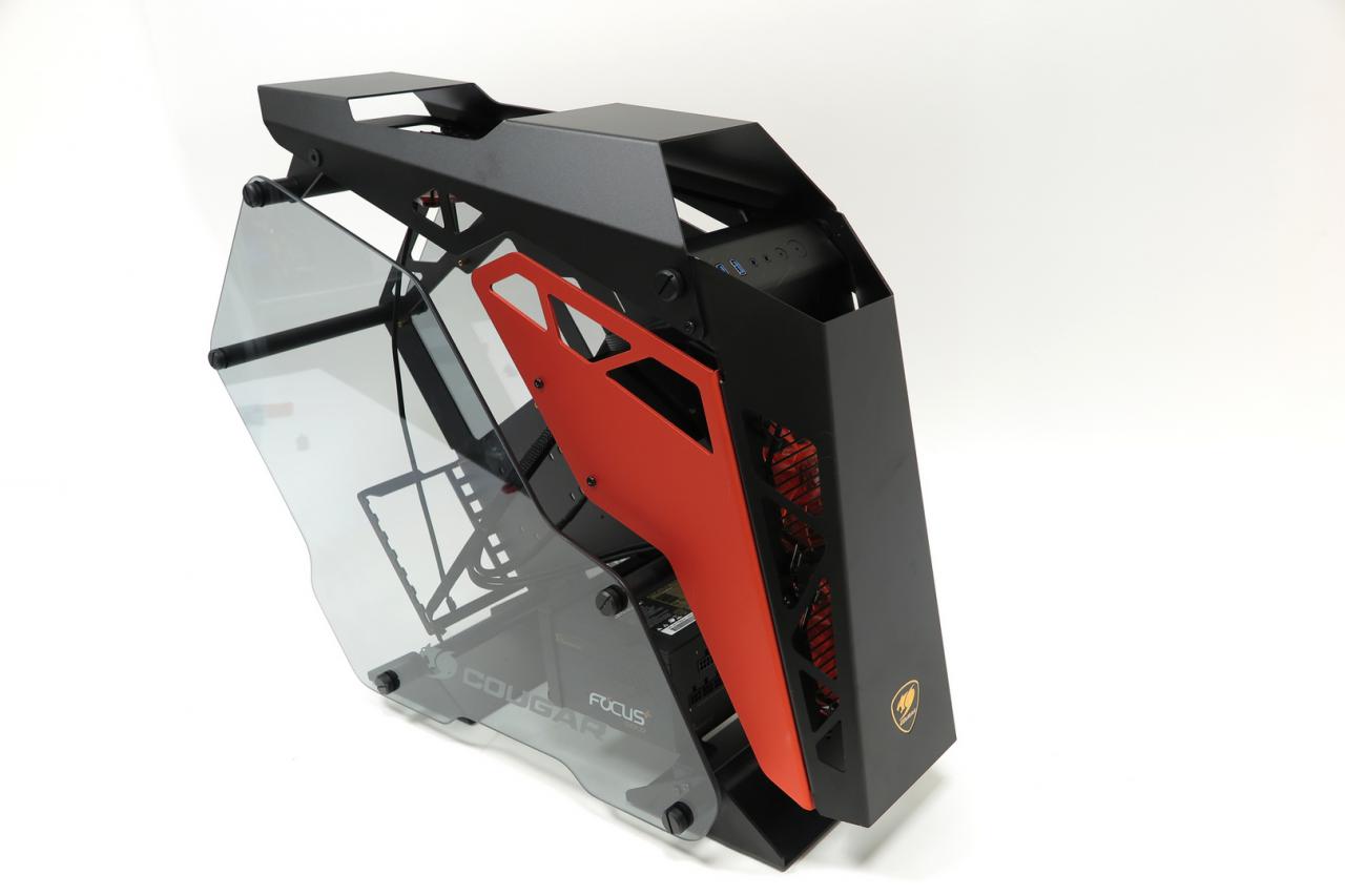 [28/09/2017] Cougar Conquer im Test: Ist das Designer-Gehäuse aus Alu und Glas mehr als nur ein Show-Case? (16)