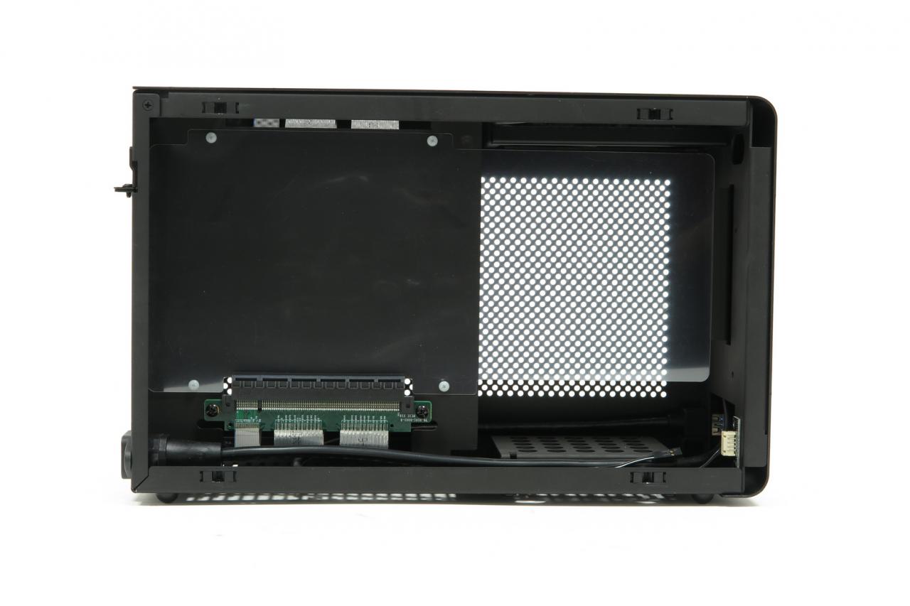 <strong>DAN Cases A4 SFX v2</strong>: Erster Prototyp der Neuauflage des Mini-ITX-Gehäuses im PCGH-Testlabor (21)