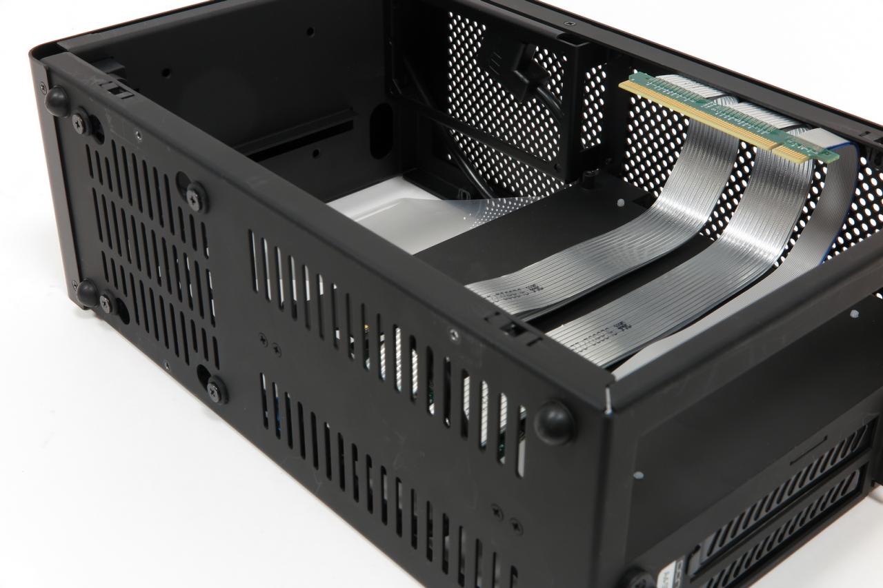 [14/09/2017] DAN Cases A4 SFX v2: Erster Prototyp der Neuauflage des Mini-ITX-Gehäuses im PCGH-Testlabor (12)