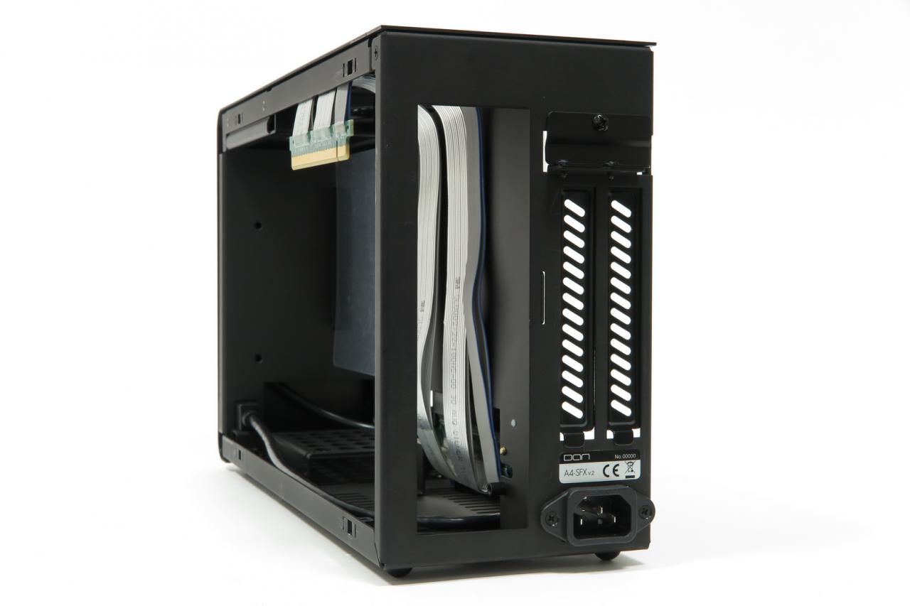 [14/09/2017] DAN Cases A4 SFX v2: Erster Prototyp der Neuauflage des Mini-ITX-Gehäuses im PCGH-Testlabor (15)