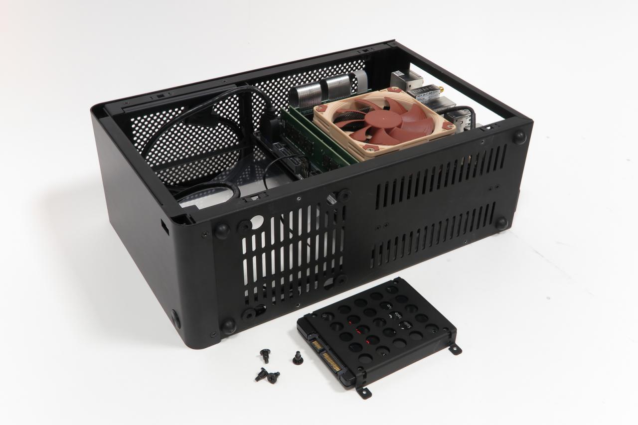 [14/09/2017] DAN Cases A4 SFX v2: Erster Prototyp der Neuauflage des Mini-ITX-Gehäuses im PCGH-Testlabor (26)
