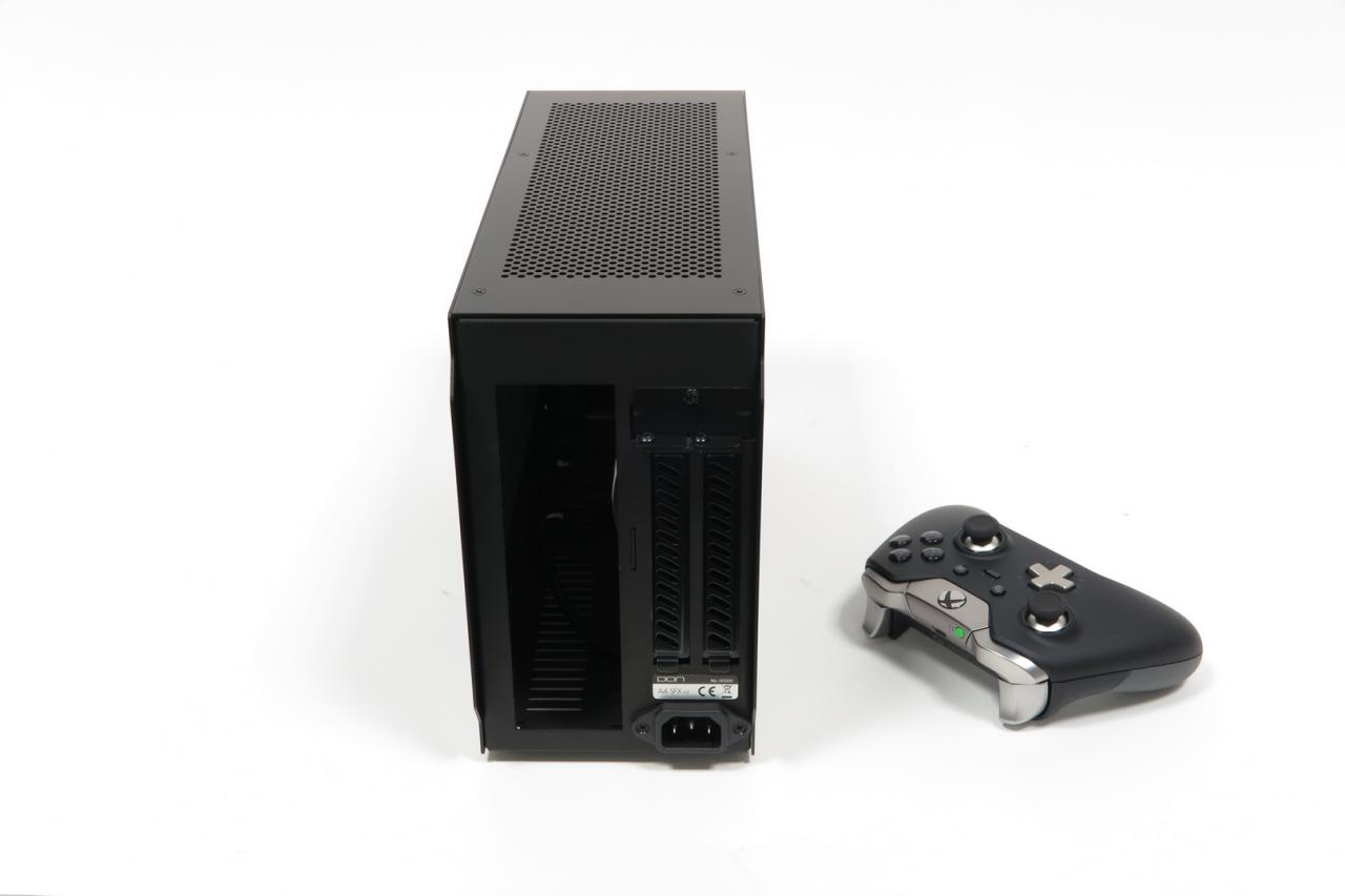 [14/09/2017] DAN Cases A4 SFX v2: Erster Prototyp der Neuauflage des Mini-ITX-Gehäuses im PCGH-Testlabor (5)